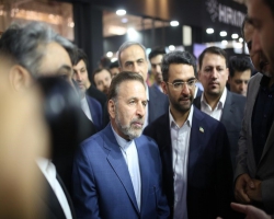 بازدید رئیس دفتر رئیس جمهور از نمایشگاه الکامپ